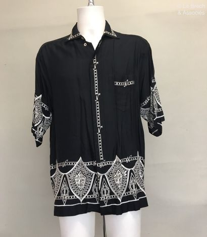 null MATSUDA Black silk short sleeve shirt with white openwork embroidery - Size...
