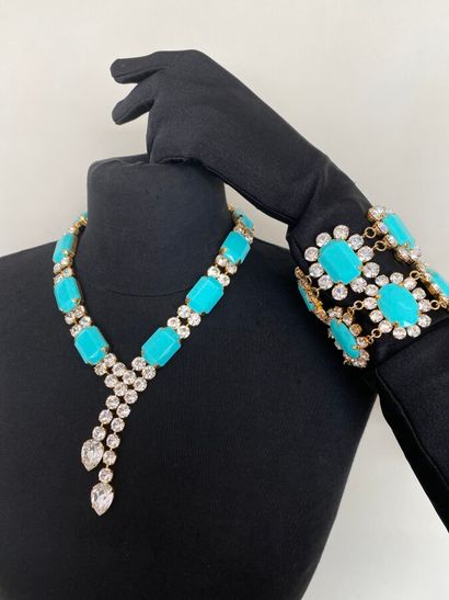 null Necklace and 2 bracelets set in gold-plated turquoise bakelite and rhinestones...