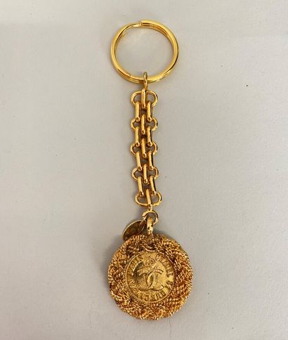null CHANEL 31 rue Cambon Made in France Jewel of bag key ring with medal with the...