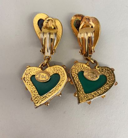  CHRISTIAN LACROIX summer 94 Pair of heart-shaped ear clips in gold-plated metal...