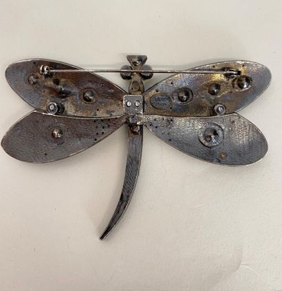 null SCHERRER Broche libellule en métal patiné brun ornée de strass translucides...