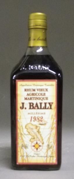 null 1 Bouteille RHUM VIEUX-J. BAILLY 1982