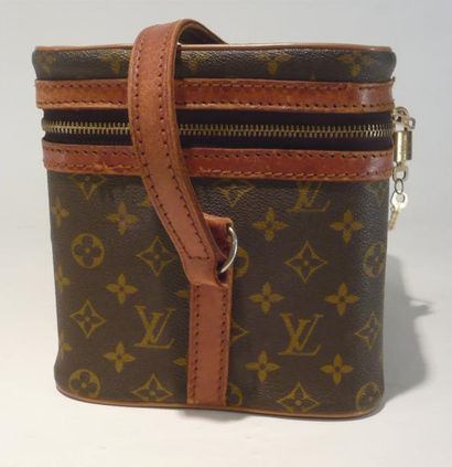 LOUIS VUITTON Vanity en toile monogram et cuir naturel avec cadenas et clefs - Longueur:...