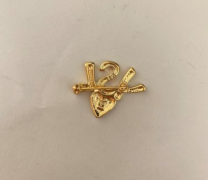 null YVES SAINT LAURENT Made in France YSL gold metal heart brooch 

3x3,5cm

(slight...