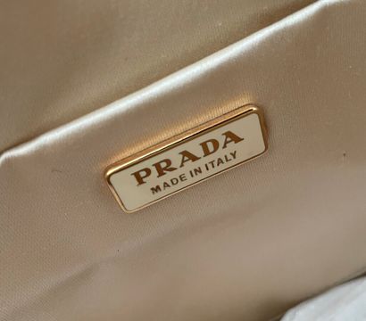 null PRADA Made in Italy Sac a main en agneau crème clouté en métal doré - avec housse...