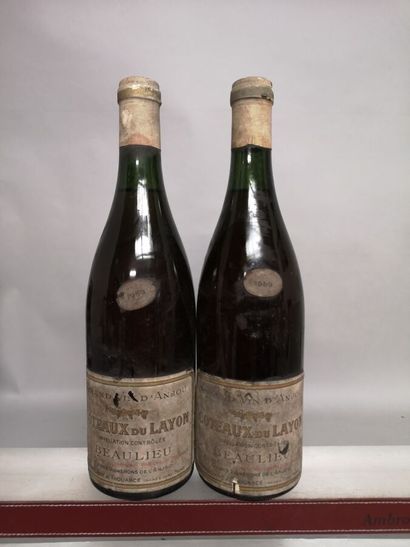 null 2 bouteilles Coteaux du Layon - BEAULIEU - Cie des Vignerons d'Anjou 1959 

Etiquettes...