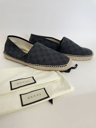 null GUCCI Pair of black canvas espadrilles with the brand's number Size 10 - with...