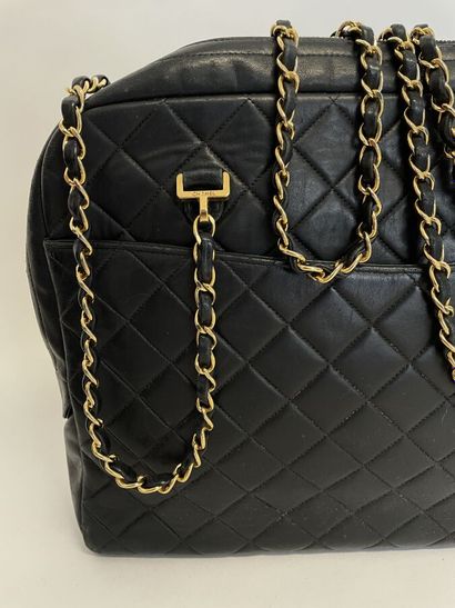 null CHANEL Camera bag in black quilted leather with golden shoulder chain - with...