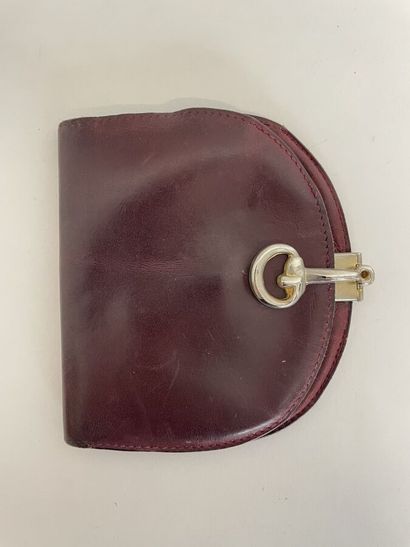 null GUCCI Italy Red leather wallet with metal clasp 
11,5x10cm
(good condition with...