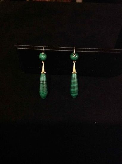 null Paire de boucles d'oreilles à pampilles en or et malachite - Poids brut: 18...