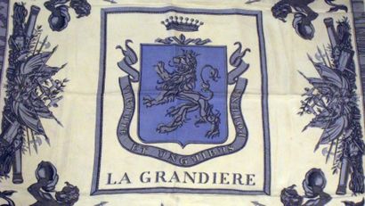 HERMES Paris "La Grandière" Rare carré en soie grise, ivoire et bleue - circa 1960...