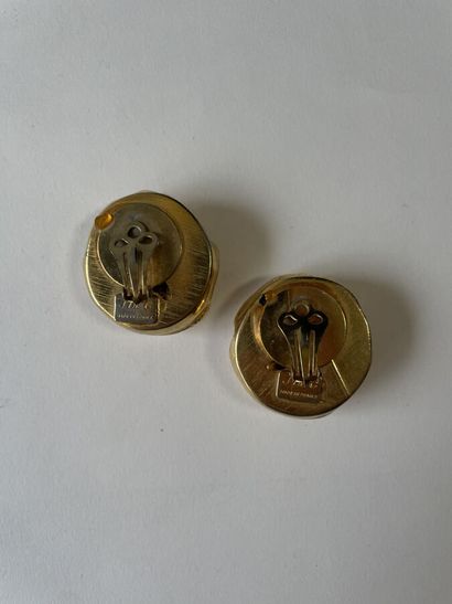 null JACKY de G . Made in France Paire de clips d'oreilles en métal doré - signée
Diam...