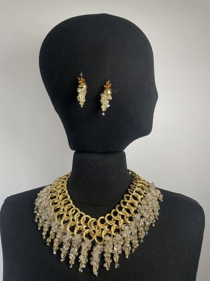 null VERONIQUE CHERANICH Drapery necklace and Pair of earrings in gilded metal and...