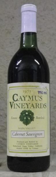 null 1 Bouteille ETATS UNIS - NAPA VALLEY CAYMUS VINEYARDS CABERNET SAUVIGNON 1975...