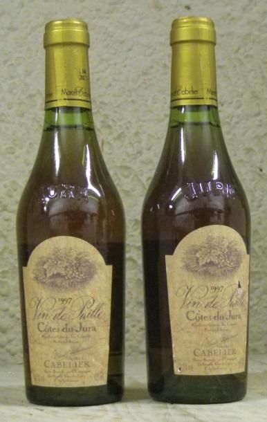 null 2 Demi bouteilles VIN DE PAILLE - M. CABELIER 1997