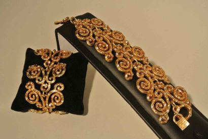 ALEXIS LAHELLEC Paire de bracelets Arabesque en métal doré ornés de strass - Longueur...