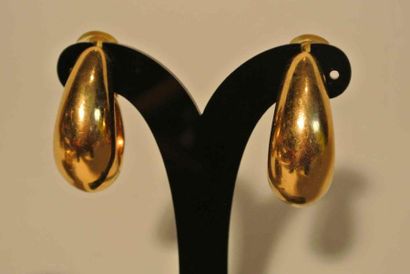 GOOSSENS Paire de créoles en métal doré lisse - Hauteur : 4,5 cm - Height : 1,7 in.,...