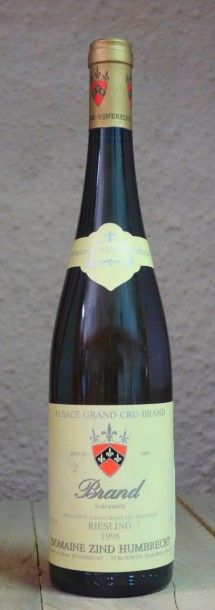 null 1 Bouteille ZIND HUMBRECHT - RIESLING GRAND CRU BRAND 1998 Étiquette légèrement...