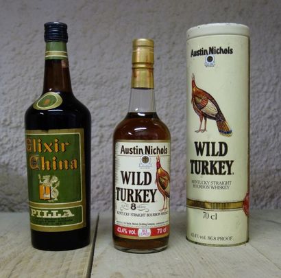 null 2 Bouteilles LOT ALCOOL DIVERS 1 ELIXIR CHINA, 1 WHISKY WILD TURKEY 