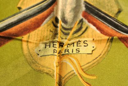 null HERMES Paris "Fusils" par Henri de Linares Green and yellow silk scarf (good...