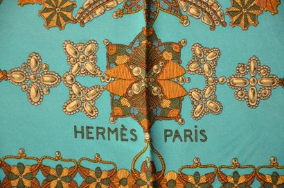 null HERMES Paris "Shererazade" par Henri d'Origny - Carré en soie turquoise (ta...
