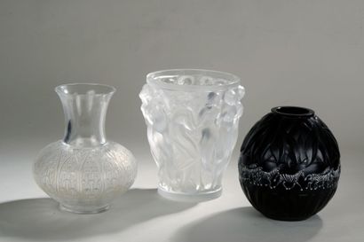null LALIQUE FRANCE. Vase balustre en cristal à décor de feuilles de palme

Hauteur...