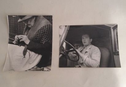null Robert DOISNEAU (1910 - 1953)

Le camioneur et la tricotteuse. 

Deux tirages...