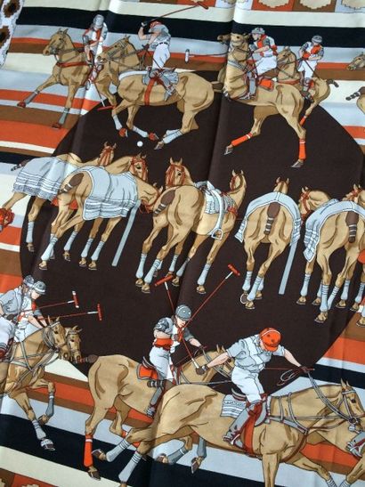 null HERMES Paris " Les poneys de Polo " par Hubert de Watrigant - Carré en soie...