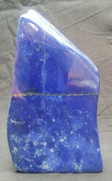 null Bloc de lapis lazuli H: 19 cm - Poids : 1,47 kg