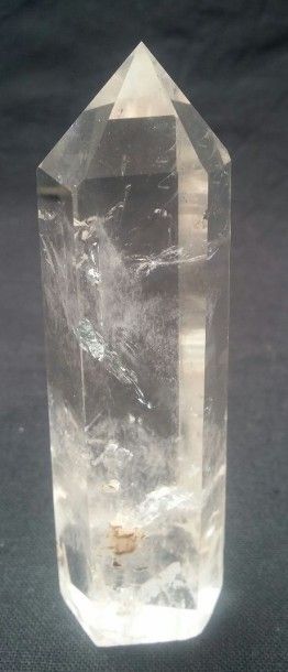 null Cristal de roche poli. H : 12 cm