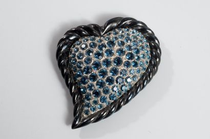 null YVES SAINT LAURENT Rive Gauche par GRIPOIX Broche pendentif coeur en métal de...