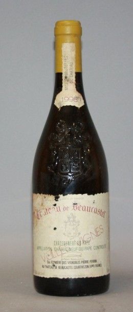 null 1 Bouteille CHÂTEAU DE BEAUCASTEL BLANC "Vieilles Vignes" 1998 Etiquette abimée....