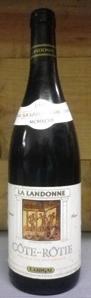 null 1 Bouteille CÔTE RÔTIE LA LANDONNE 1997 - GUIGAL Etiquette marquée. Label bin...