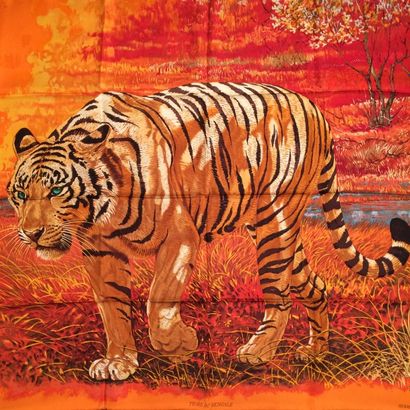 null HERMES Paris " Tigre du Bengale " par Robert Dallet - Rare carré en soie bordeaux,...