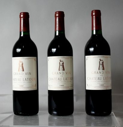 null 3 Bouteilles CHÂTEAU LATOUR 1er GCC Pauillac 1992