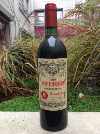 null 1 Bouteille PETRUS Pomerol 1980 