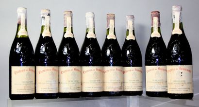 null 8 Bouteilles CHÂTEAUNEUF DU PAPE - CHÂTEAU DE BEAUCASTEL 1983 Niveaux : 1 a...