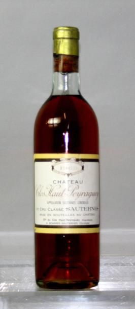 null 1 bouteille CHÂTEAU CLOS HAUT PEYRAGUEY 1er CC -Sauternes 1969

Niveau légèrement...