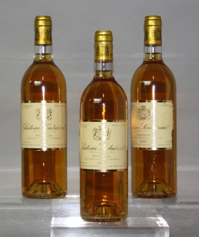 null 3 bouteilles CHÂTEAU SUDUIRAUT 1er cru - Sauternes 1999

Etiquettes légèrement...