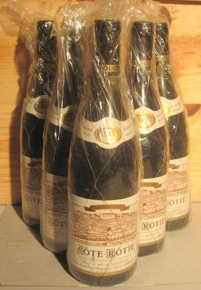 null 6 bouteilles - COTE ROTIE LA MOULINE, GUIGAL 1982 Une étiquette très légèrement...