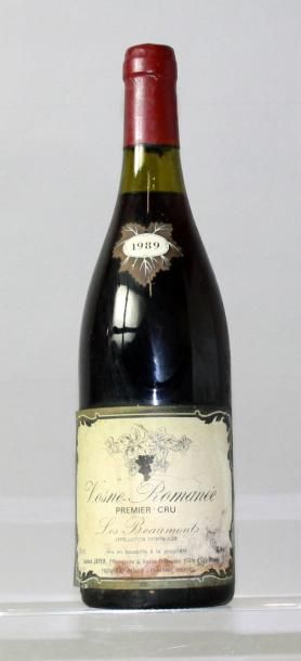null 1 bouteille VOSNE ROMANEE 1er cru "Les Beaumonts" - Lucien Jayer 1989

Etiquette...