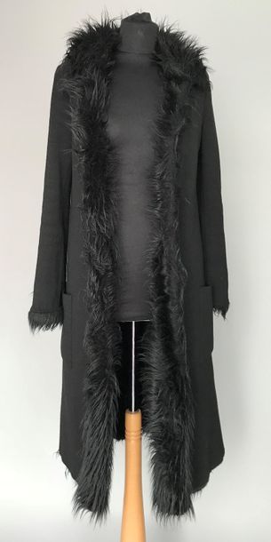 null ROGER & GALLET 

Boutique Paris manteau en jersey de laine noir et doublure...