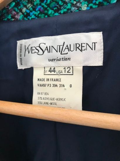 null YVES SAINT LAURENT Variation

Veste en lainage chiné turquoise - taille 44