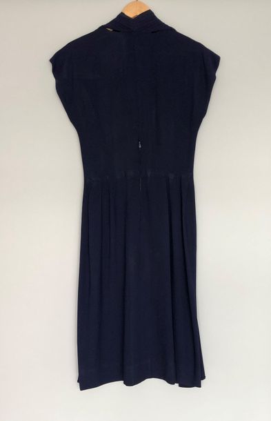 null Robe en crêpe marine à bustier plissé et pans circa 60 - taille 38