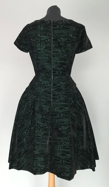 null Robe de cocktail en velours noir à boutons noir - circa 1950 - taille 38