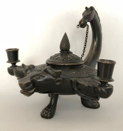 null Encrier lampe à huile de style romain en bronze patiné13x15cm