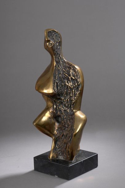 null Jacques TENENHAUS (né en 1947) 

Femme assise 1978 

Sculpture en bronze patiné...