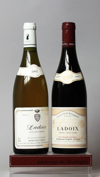 null LOT de 2 bouteilles du Domaine EDMOND CORNU : 1 Bt LADOIX BLANC 2002 et 1 bt...