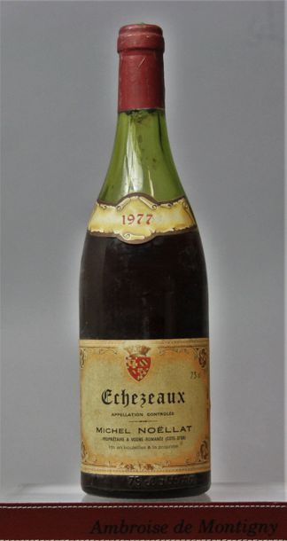 null 1 bouteille ECHEZEAUX Grand cru - M. NOËLAT 1977 

Niveau à 7,5 cm. Capsule...