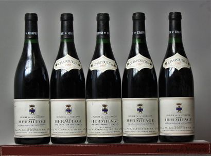 null 5 bouteilles HERMITAGE "La Sizeranne"- M. CHAPOUTIER 1987 

Une collerette ...